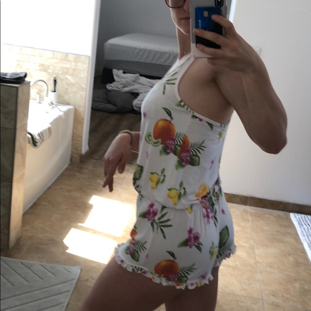 Romper - Picture 2 of 3